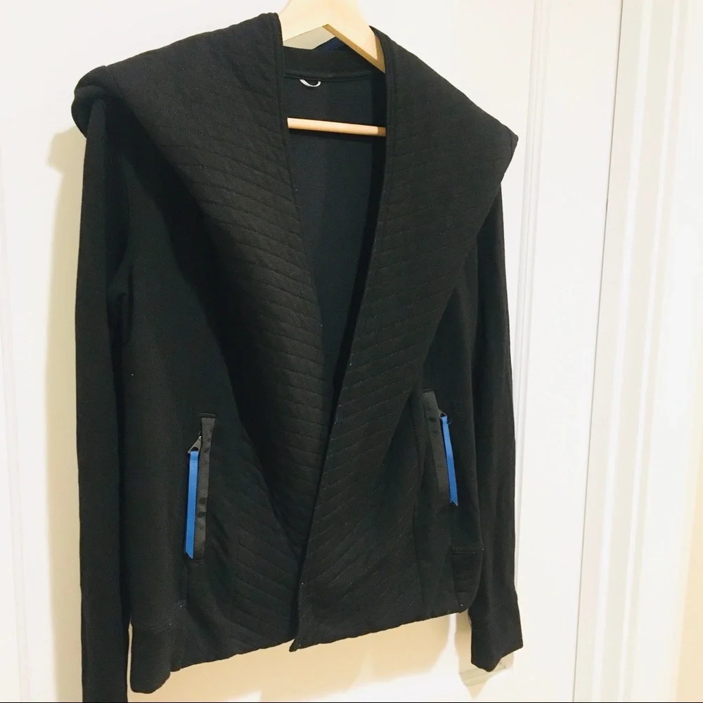 Kit & Ace Ella Wrap Jacket Black Quilted Down Fill